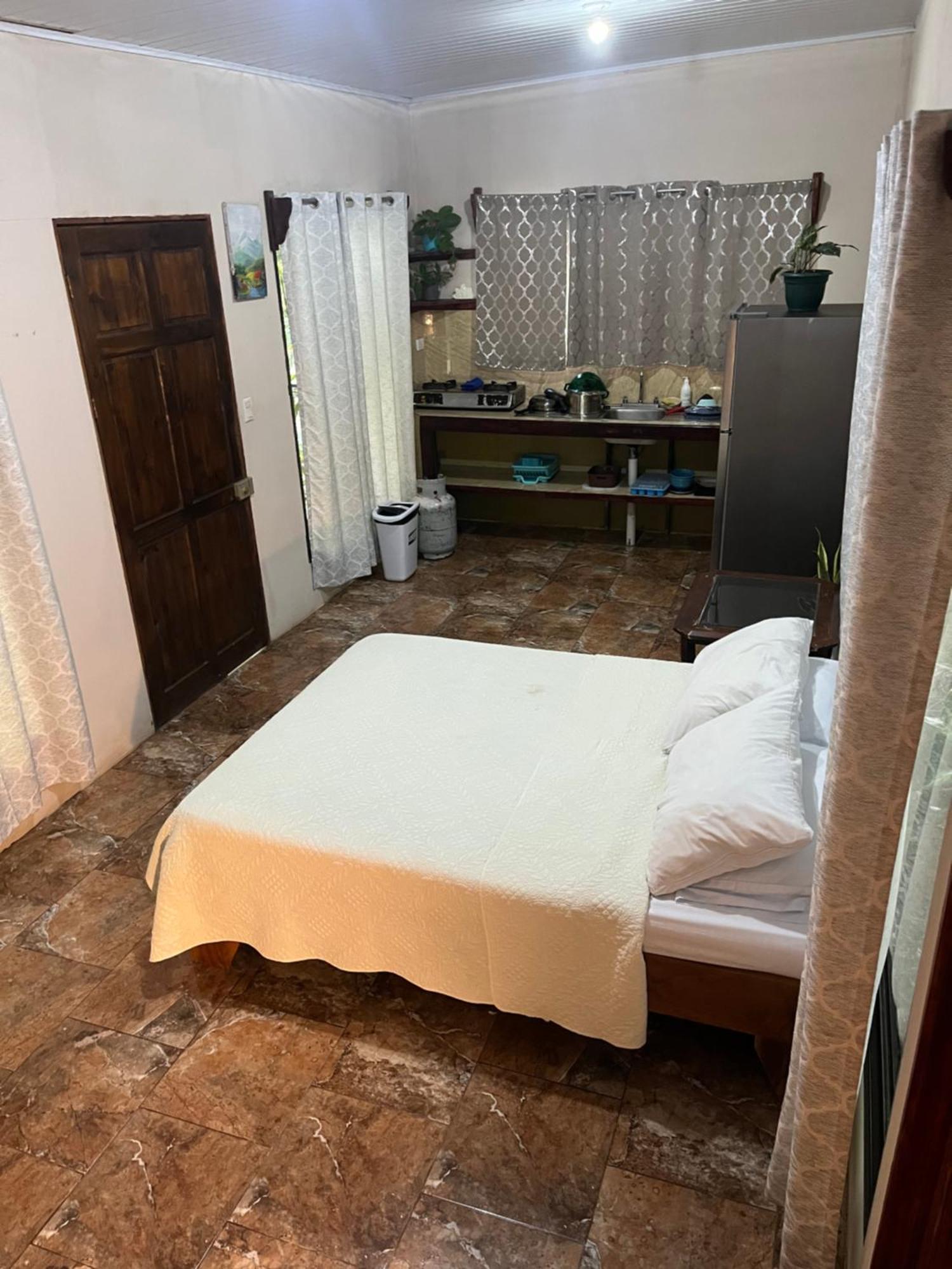 Casa Escondida Apartments マヌエル・アントニオ エクステリア 写真